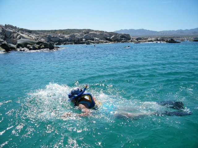 Explorando bajo el agua